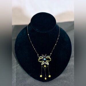Elegant Vintage Yellow Beaded Pendant Necklace